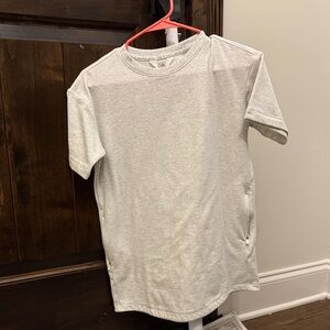Athleta Light Gray Casual Tee